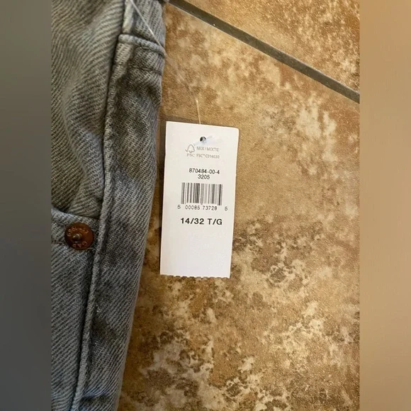 NWT Gap low stride zipper-Fly Destructed Denim light wash black Shorts  14/32 - Picture 6 of 9